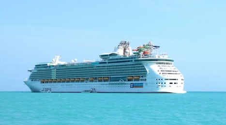 Liberty of the Seas anchored 5 miles from Belize