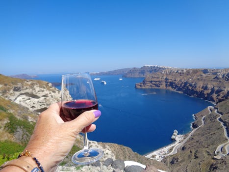 Wine tour in Santorini Greece