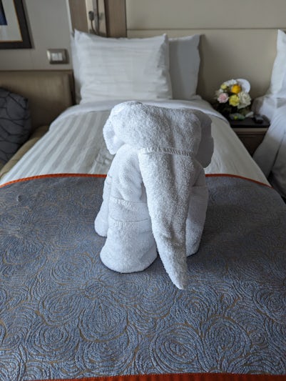 Towel elephant 