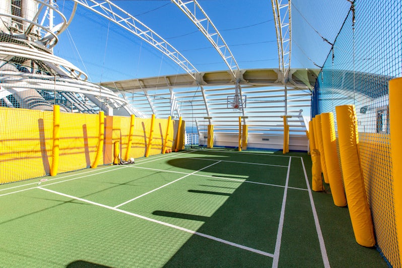 Sport Courts on Ruby Princess (Photo: Cruise Critic)