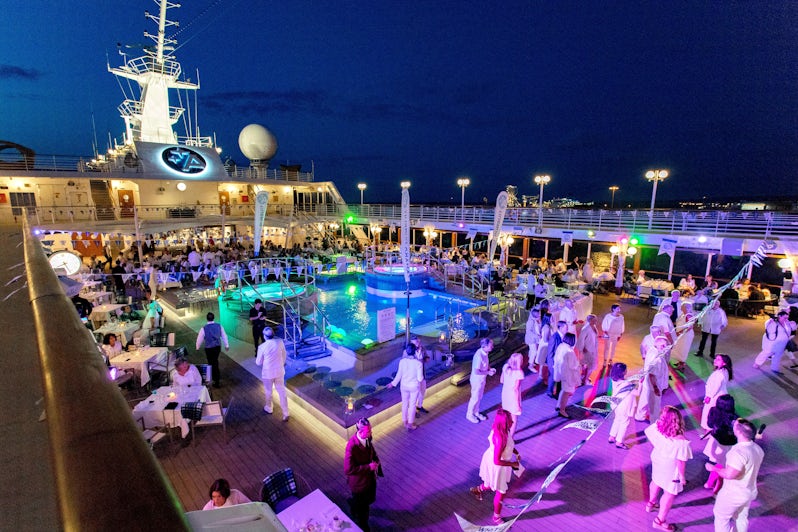 White Night Deck Party on Azamara Pursuit (Photo: Cruise Critic) 