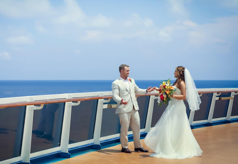 cruise ship wedding reddit