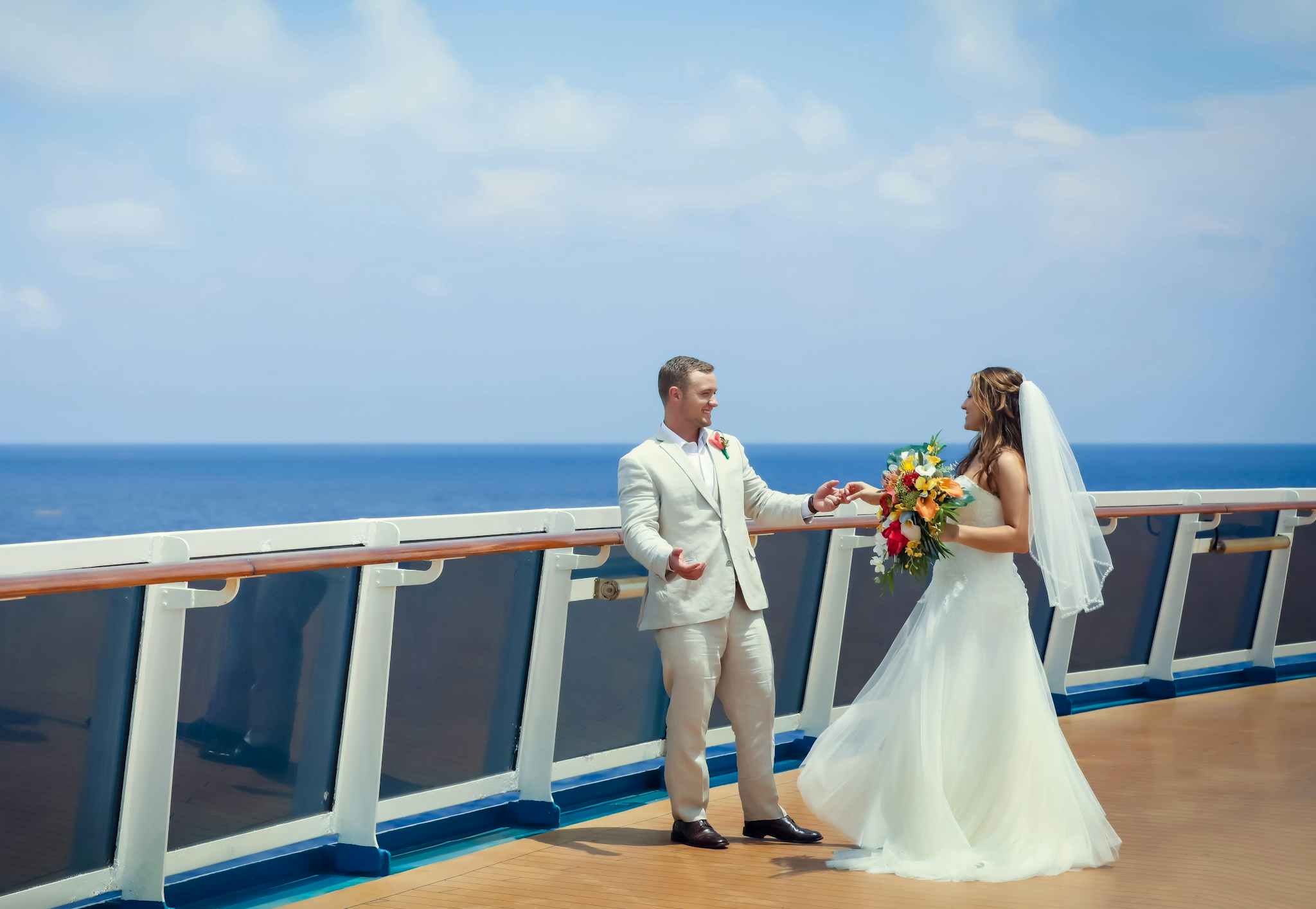 how does a cruise wedding work