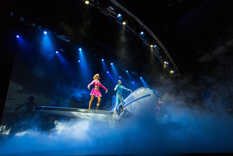 Come Fly With Me Performance on Oasis of the Seas (Photo: Cruise Critic)