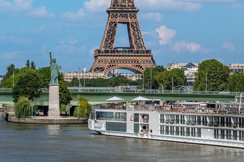 Viking Longship Radgrid in front of the Eiffel Tower on the Seine in Paris