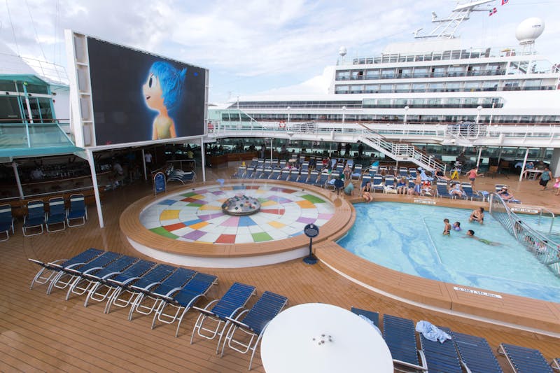 Enchantment Of The Seas Cruise Ship Review 