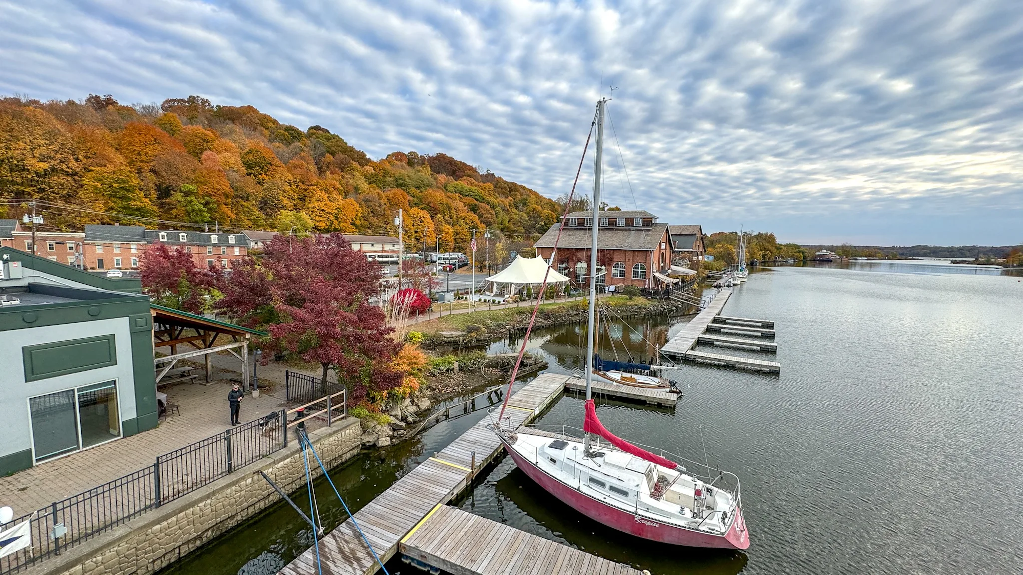 Fall Rivger Fall Foliage Hudson River Cruises