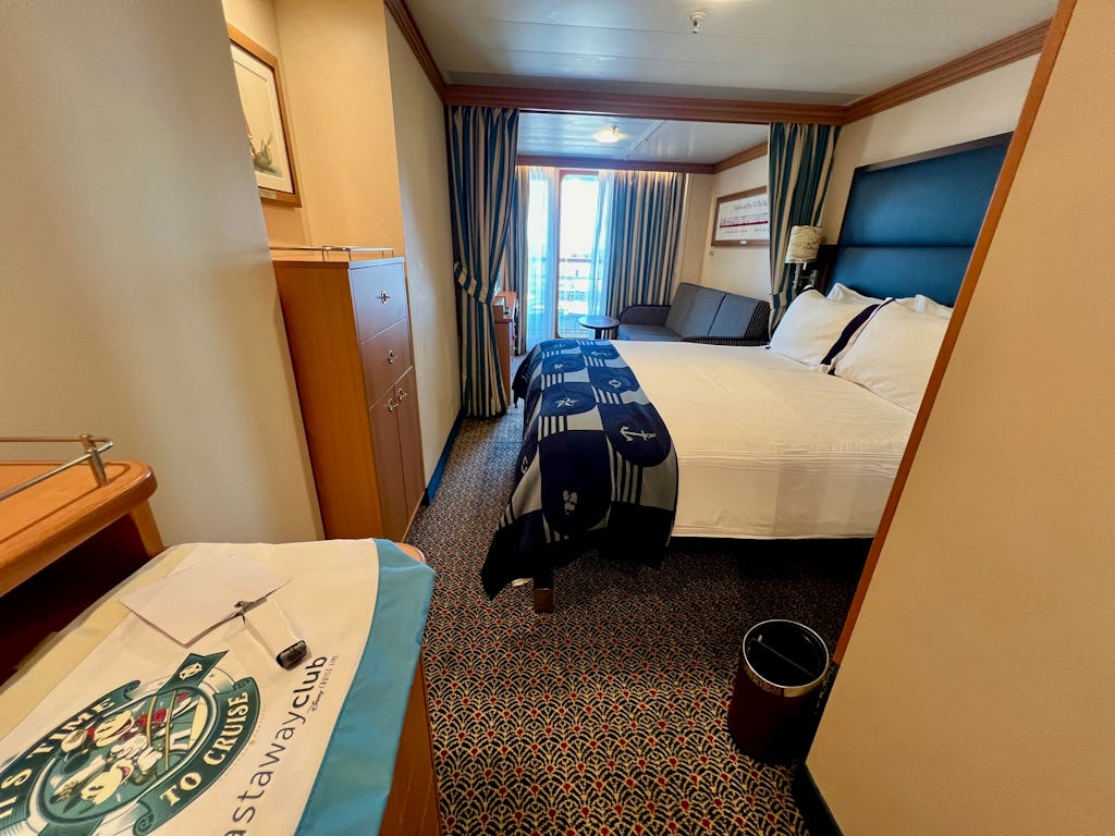 Disney Magic Cabins & Staterooms on Cruise Critic