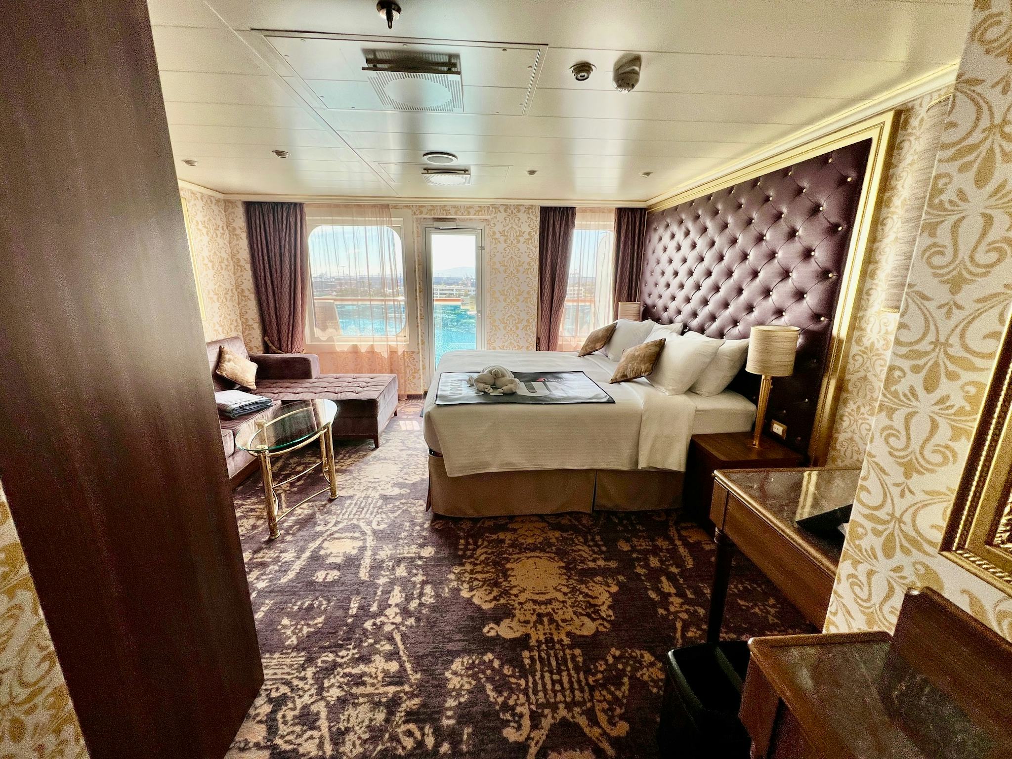 Bidding for Cruise Cabin Upgrades: Tips and Tricks