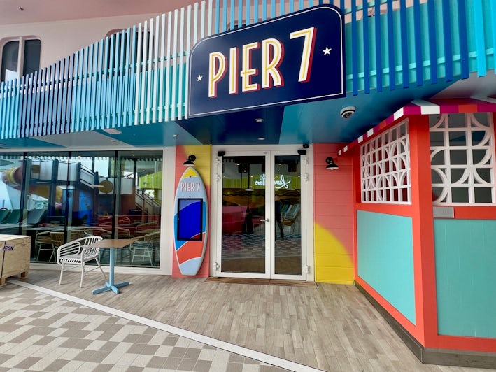 Pier 7 specialty restaurant for families in Surfside on Icon of the Seas (Photo: Chris Gray Faust)