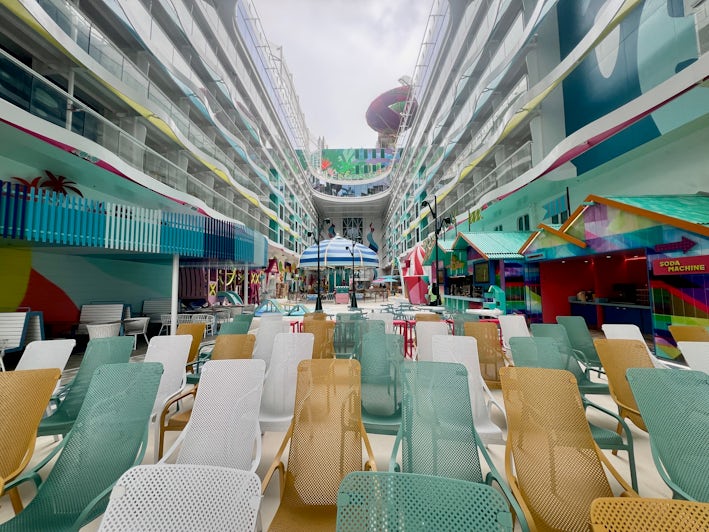 Loungers for Splashaway Bay in Surfside on Icon of the Seas (Photo: Chris Gray Faust)