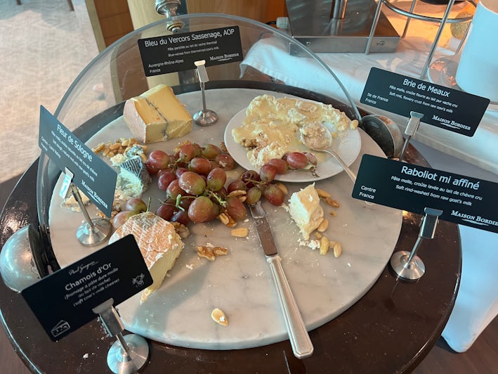 Cheeses at a lunch buffet on Paul Gauguin (Photo: Chris Gray Faust)