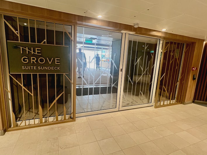 Entrance to The Grove sundeck on Icon of the Seas (Photo: Chris Gray Faust)