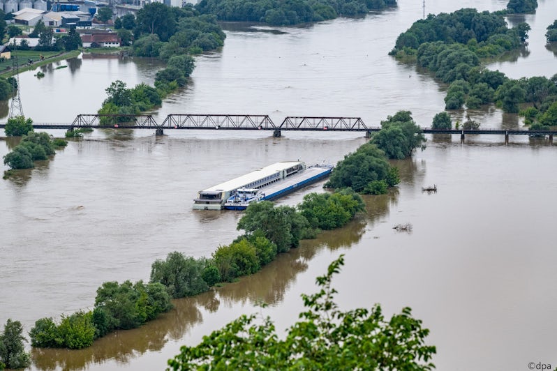 Flooding on the Danube in June 2024 has paralyzed shipping and tourist traffic (Photo: German Consulate Chicago)