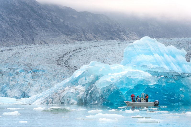 Glacier viewing with The Boat Company in Alaska (Photo: Marisa Maruli)