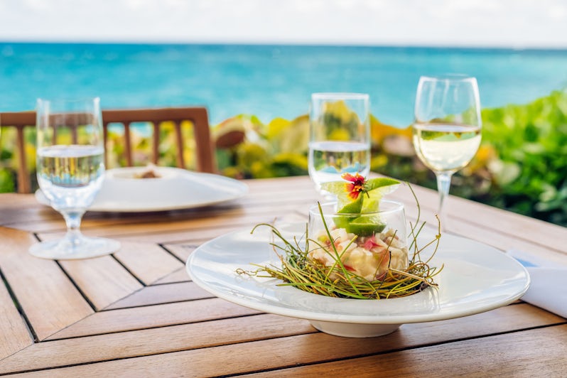 Bahamian food is a must-have on any visit to Nassau (Photo: Bahamas Ministry of Tourism)