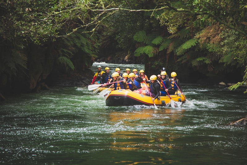 White Water Rafting on Kaituna River, Rotorua, Which is a Popular Shore Excursion in New Zealand (Photo: rodcoffee/Shutterstock)