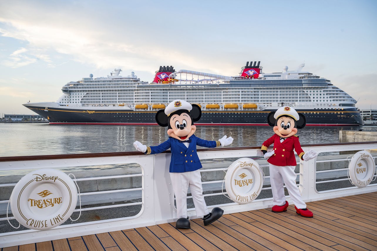 Disney Cruise Line Ships By Size By Gross Tonnage disney-cruise-line-ships-by-size-by-gross-tonnage