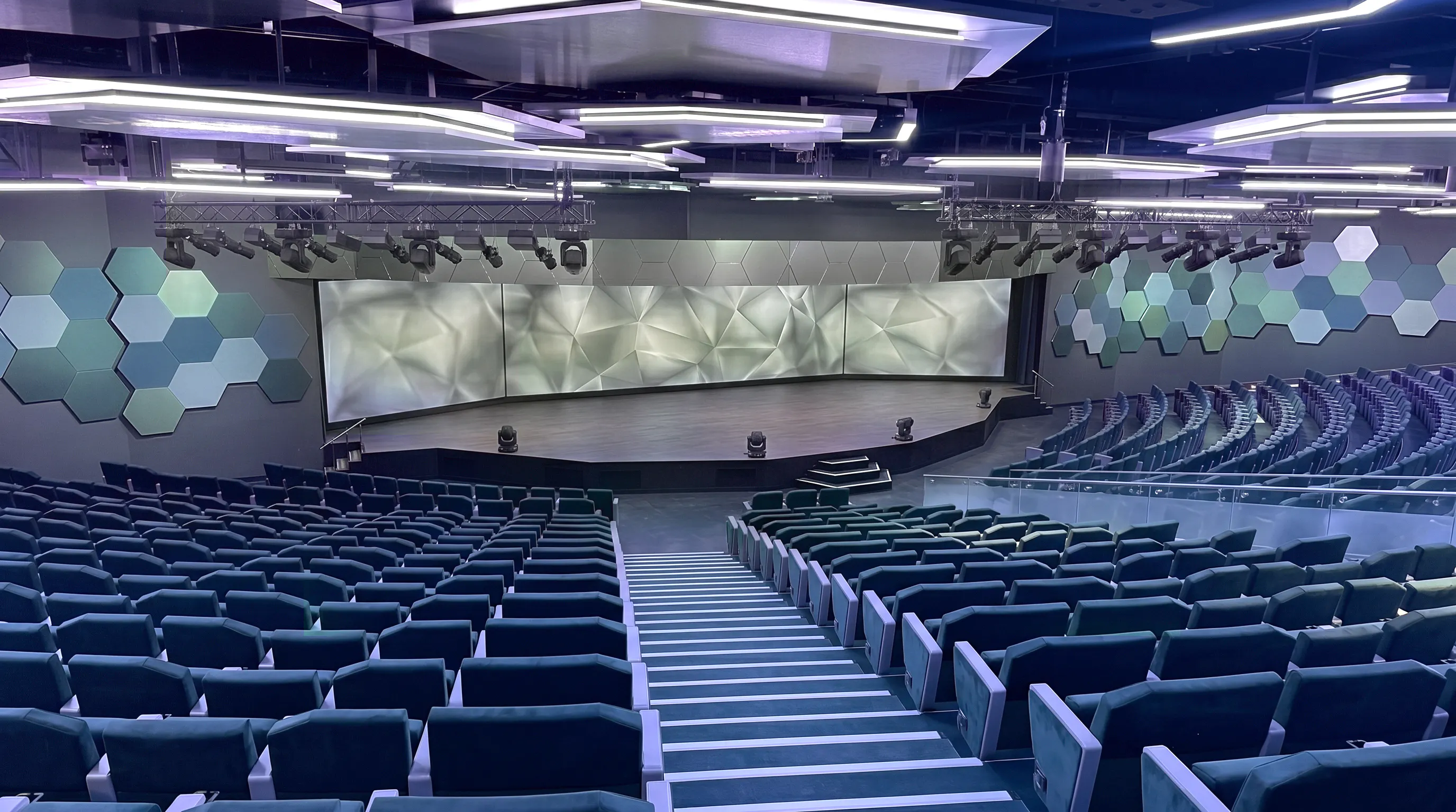 MSC World Asia Entertainment: New Shows and Live Music