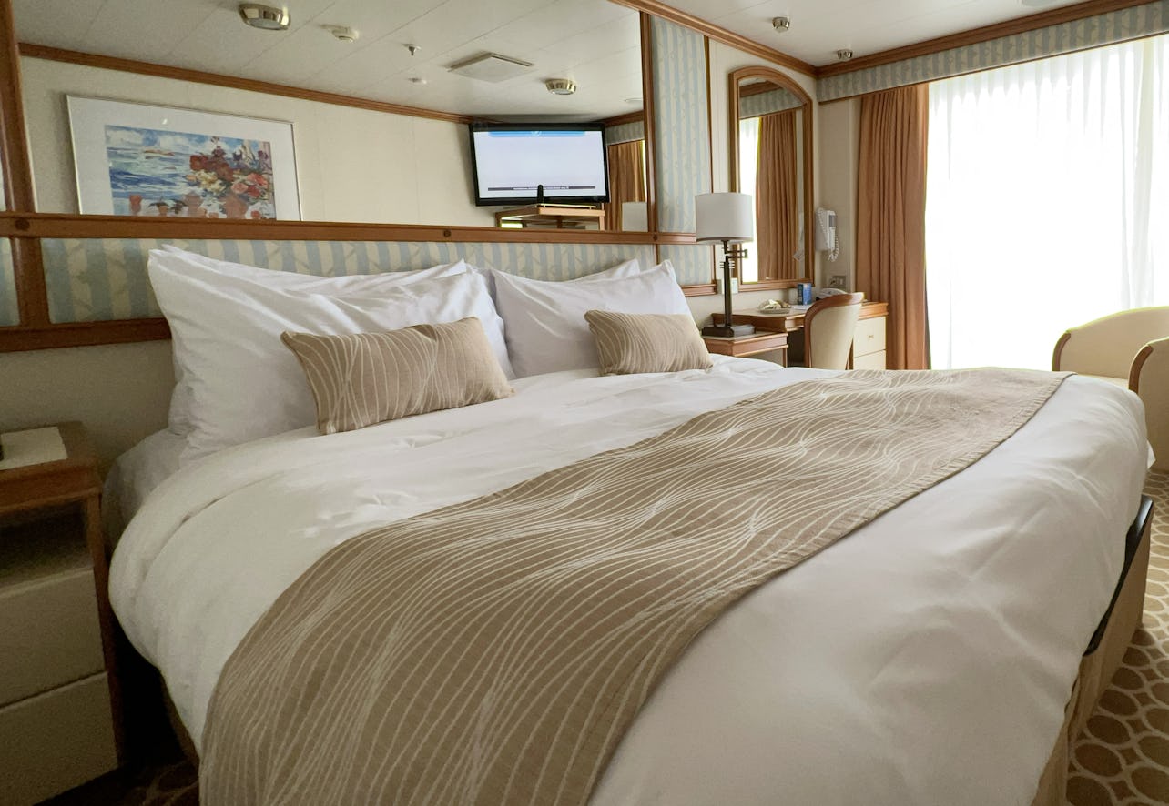 Carnival Encounter Cabins Staterooms On Cruise Critic carnival-encounter-cabins-staterooms-on-cruise-critic