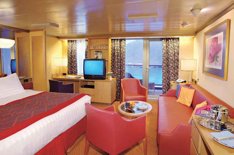Holland America Zuiderdam Cabins & Staterooms on Cruise Critic