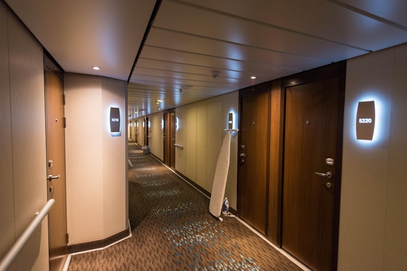 Hallways on Norwegian Breakaway