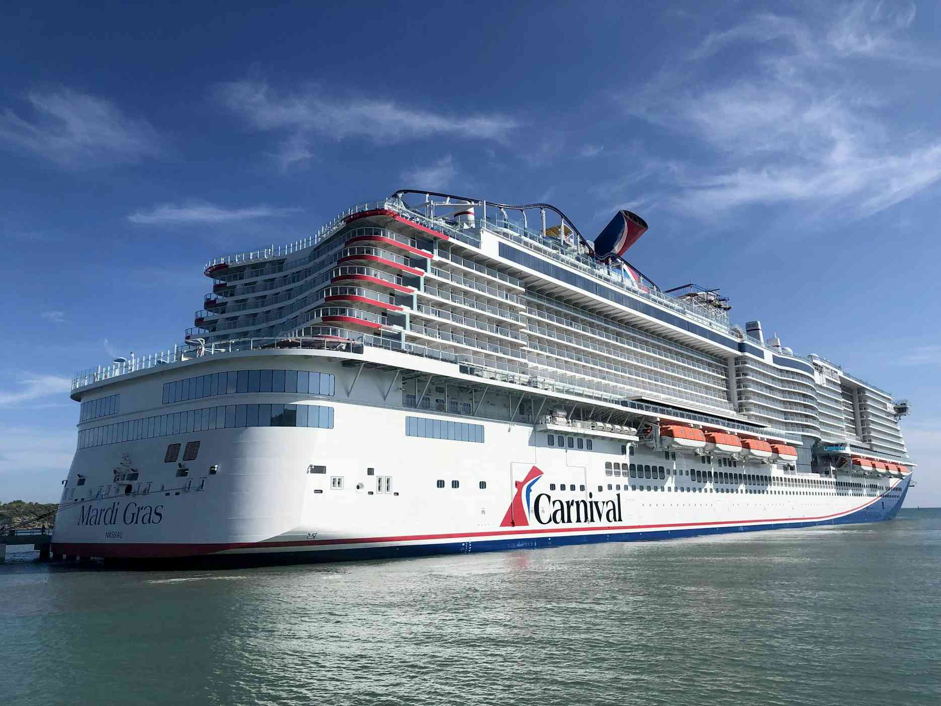 Carnival Cruise Line enforces a key main dining room rule