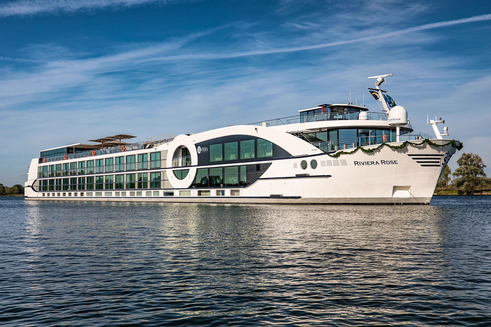Photo Riviera riviera-rose Cruise Ship Review | Cruise Critic Editor Review