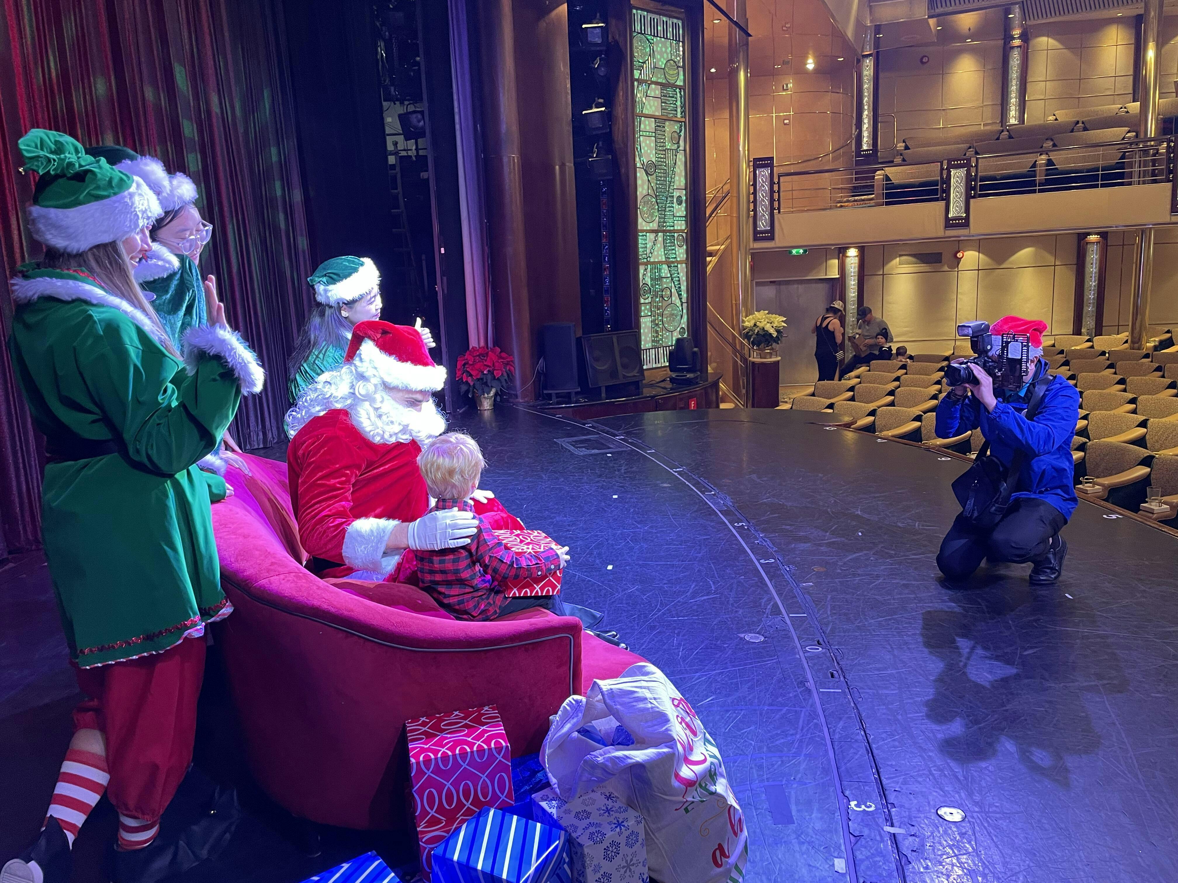 6 Reasons Why Holiday Cruises Are Great Vacations