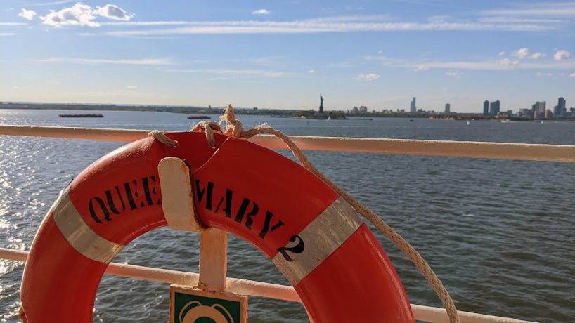 The view of New York City and the Statue of Liberty from Queen Mary 2. (Photo: Colleen McDaniel)