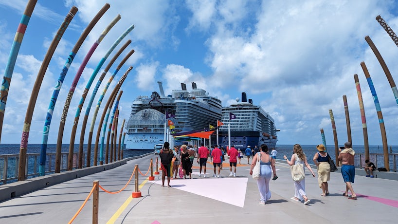Celebrity Reflection and Wonder of the Seas dock at Perfect Day at CocoCay. (Photo: Colleen McDaniel)