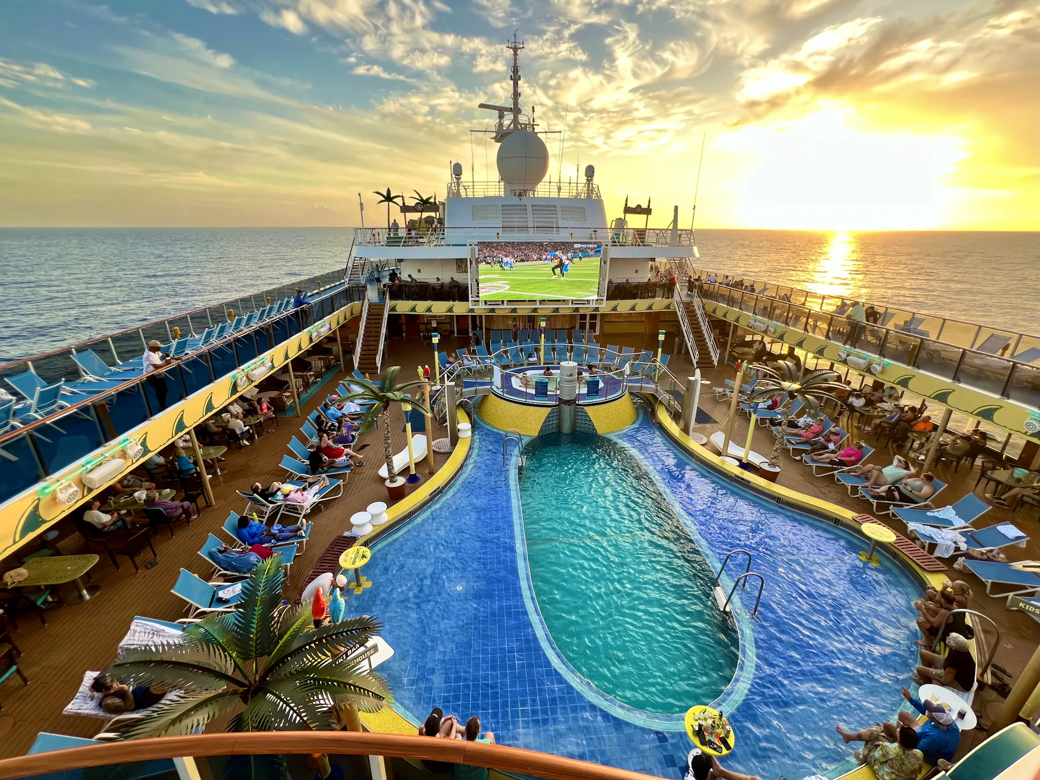 Islanders Pool What is Behind Margaritaville at Sea's Success? - Cruise Critic