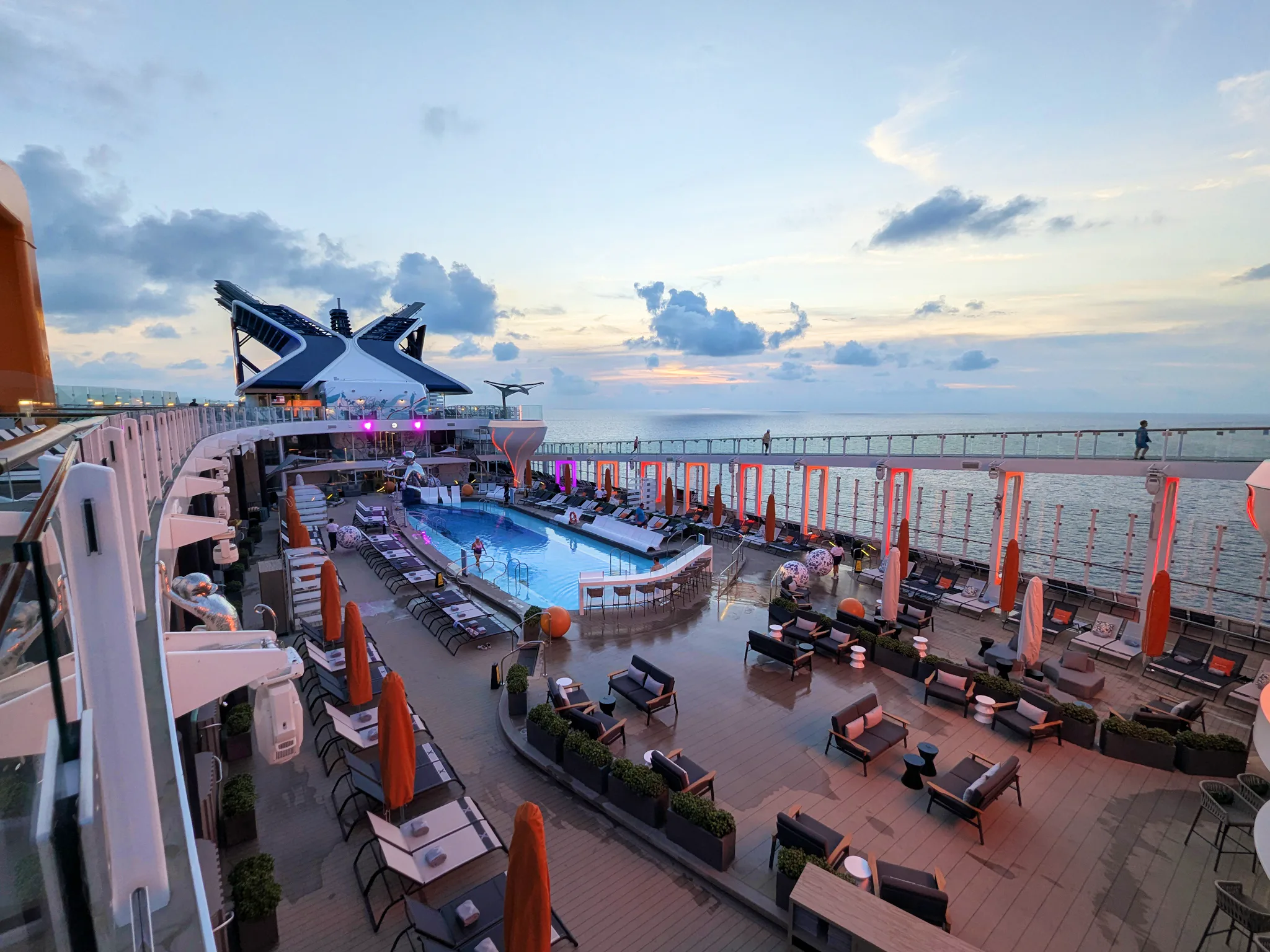 Blu on Celebrity Cruises: What to Know - Cruise Critic Blu on Celebrity Cruises: What to Know - Cruise Critic