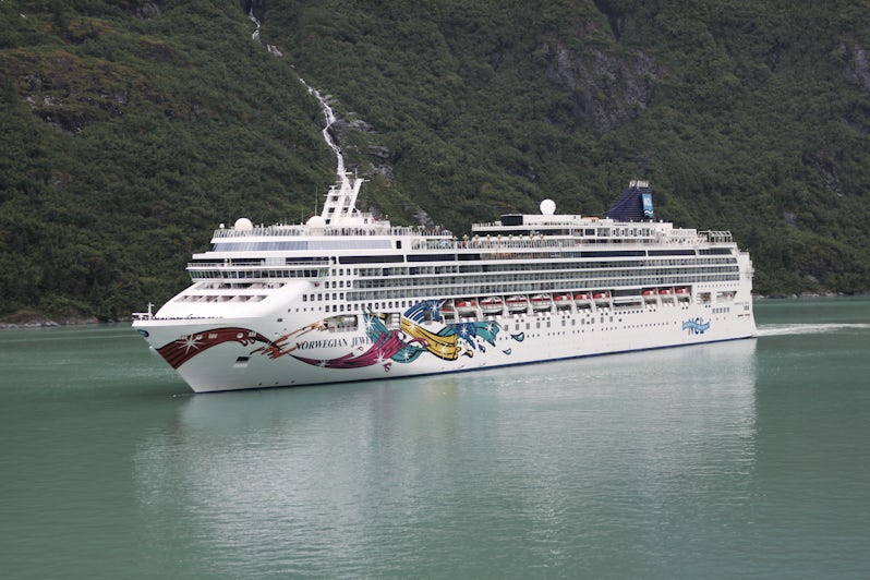 Norwegian Jewel (Photo: Norwegian Cruise Line) 