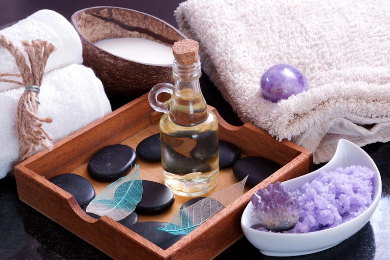 Aromatic Oil With Hot Stones for Massage (Photo: Mordasova Elena/Shutterstock)