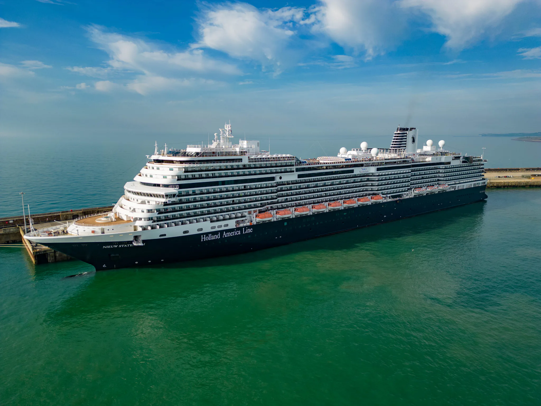 Hal Cruises These Are the Best and Worst Holland America Ships, According to Recent ...