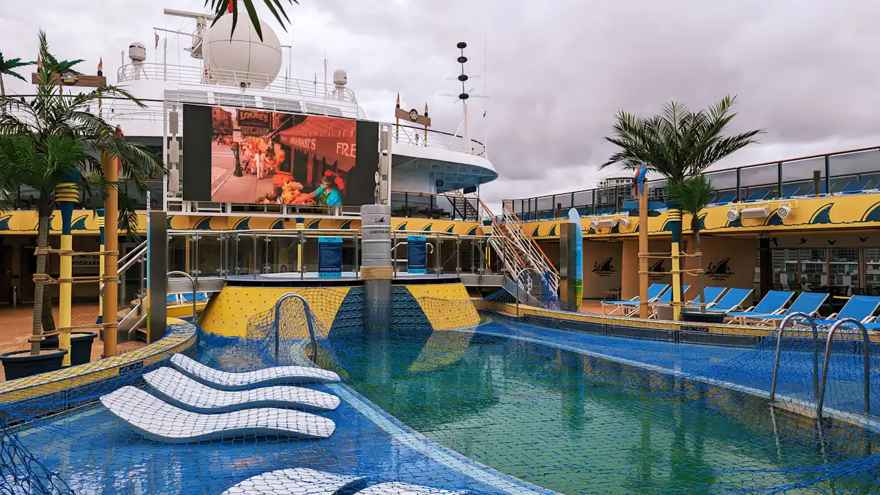 Islanders Pool Margaritaville at Sea Islander Photos