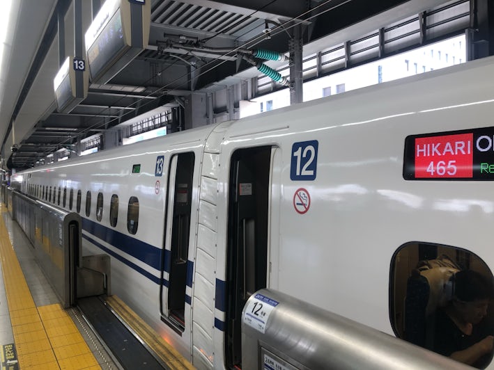 A bullet train at a Tokyo station