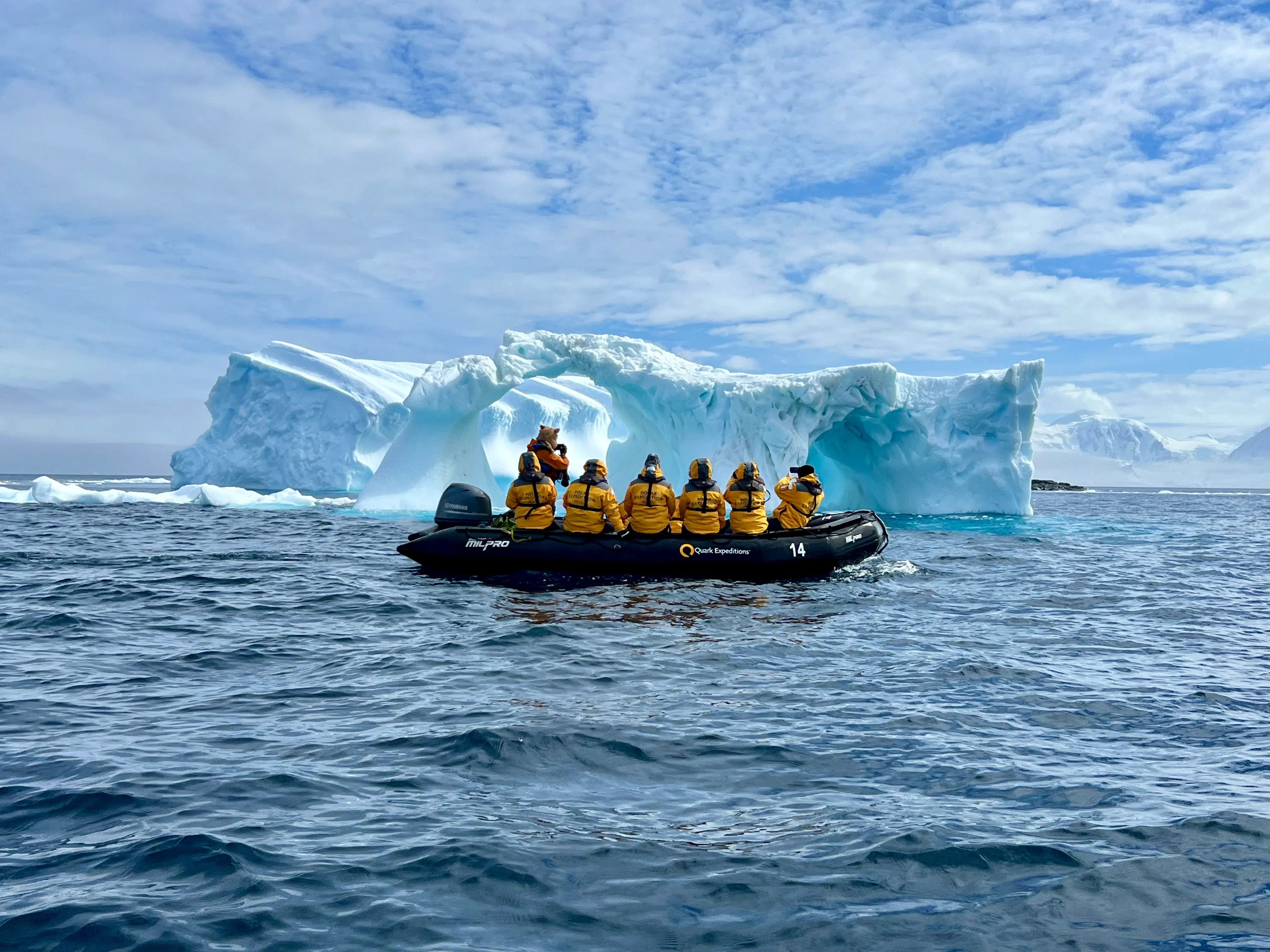Crucero en Zodiac con Quark Expeditions (Foto: Jorge Oliver)