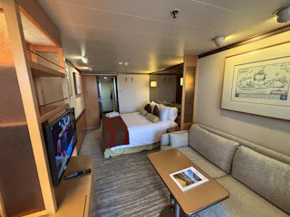 Ambassador Renaissance Cruise Ship | Editor's Review