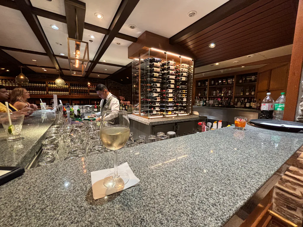 30 Best Cruise Ship Bars