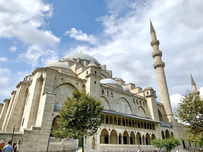 Suleymaniye Mosque in Istanbul's Golden Horn