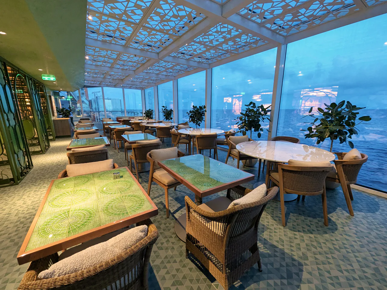 Celebrity Xcel Dining & Food | Editor's Review