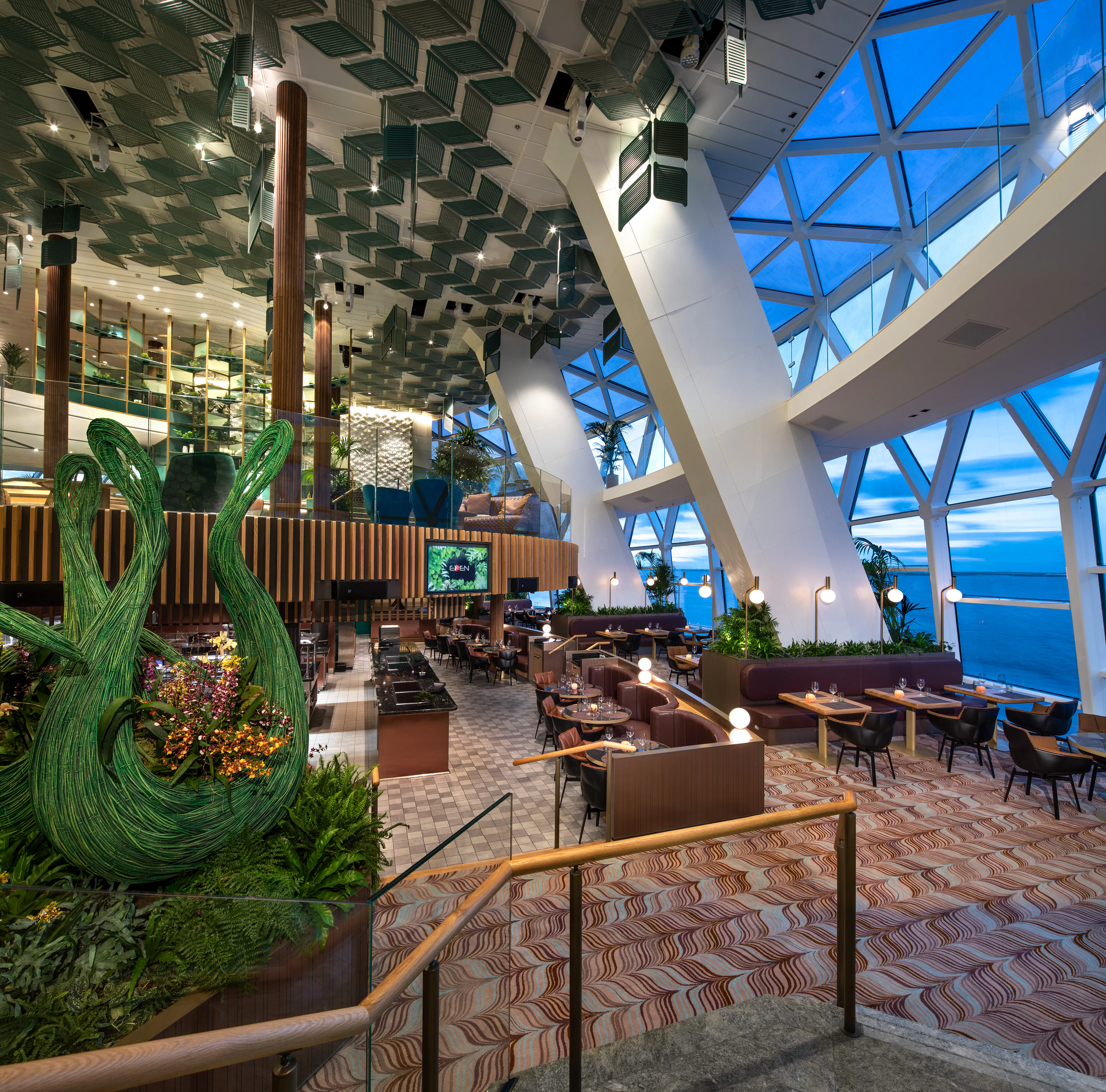 30 Best Cruise Ship Bars - Cruise Critic
