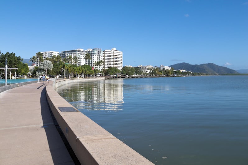 Cairns waterfront (Photo:Martin Valigursky/Shutterstock)