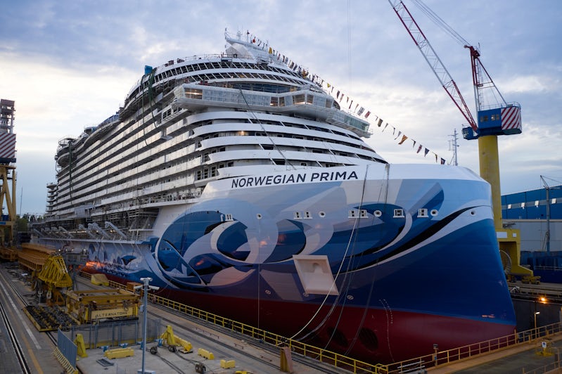massive cruise ship new