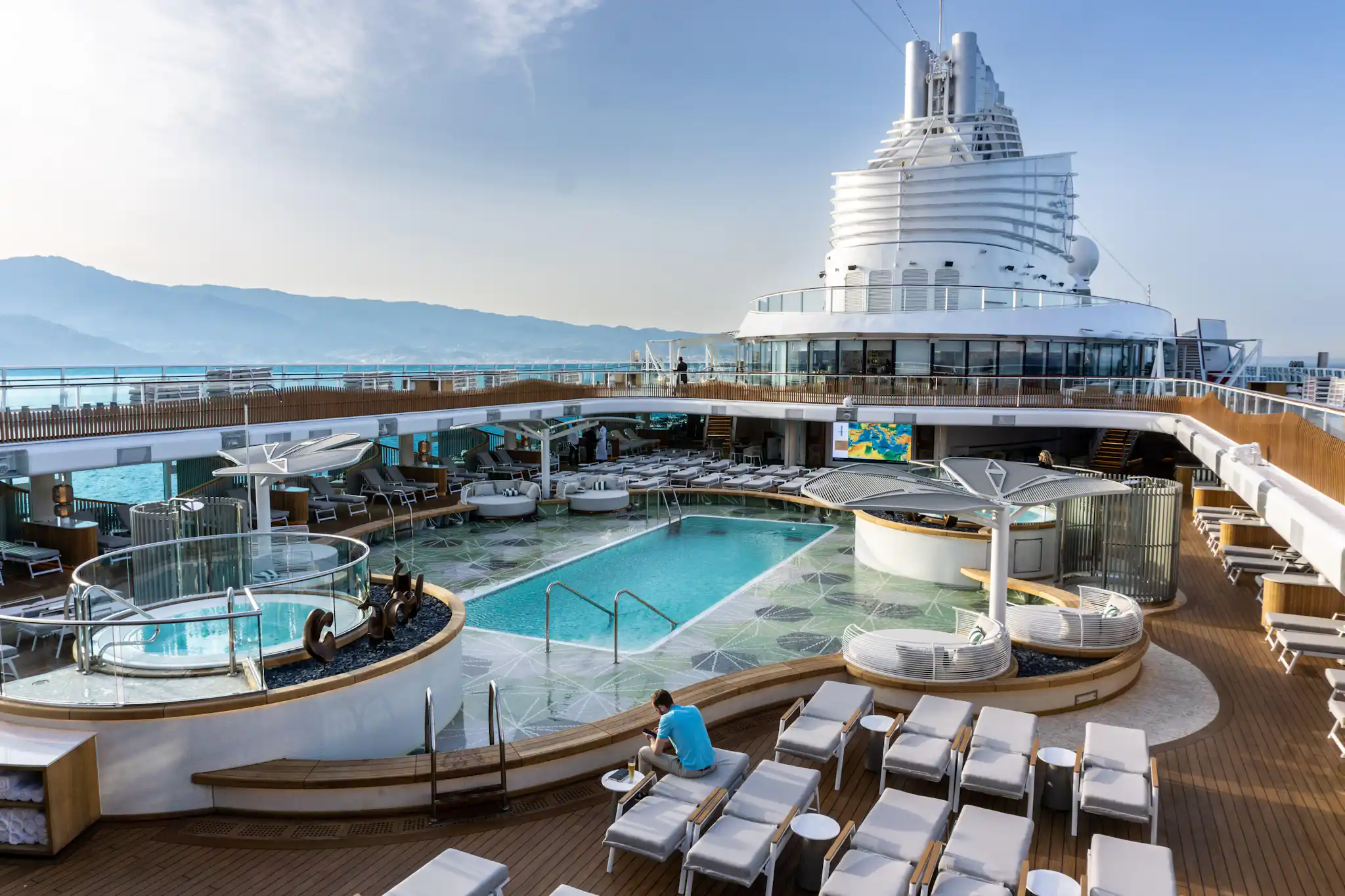 Oceania's New Ship Vista Debuts