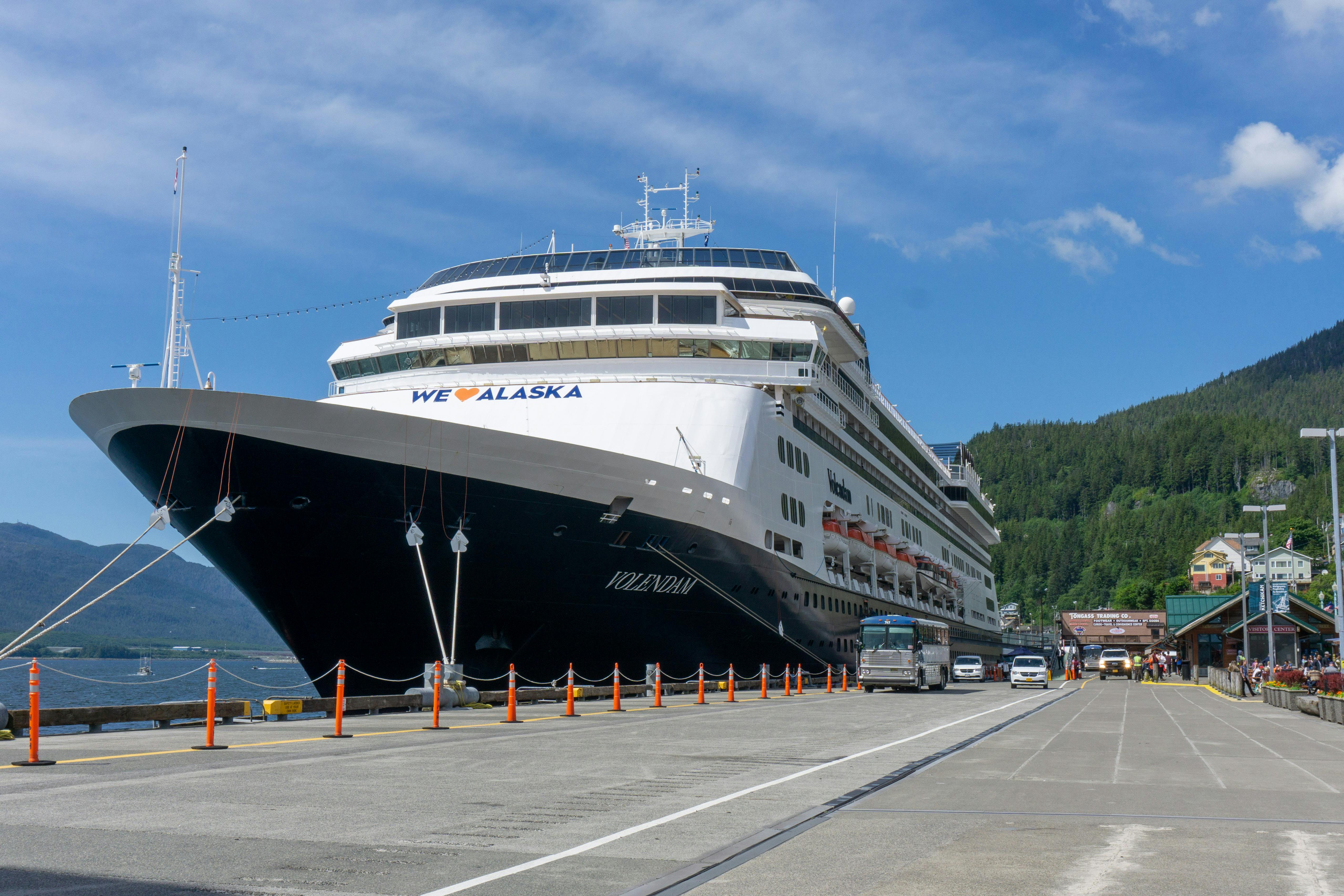 10号室 スー・タウンゼント SUE TOWNSEND ロシア uJBtAVPcXj5zUEaehN4dsC.jpg