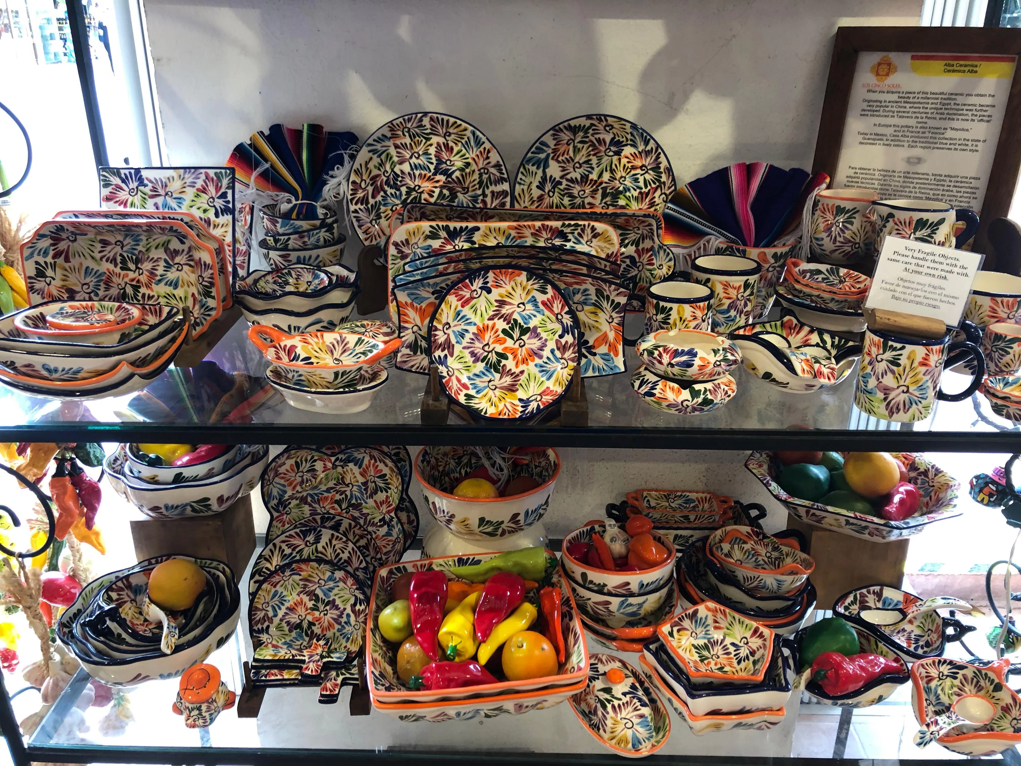 Pottery from Cozumel, Mexico (Photo: Adam Coulter)