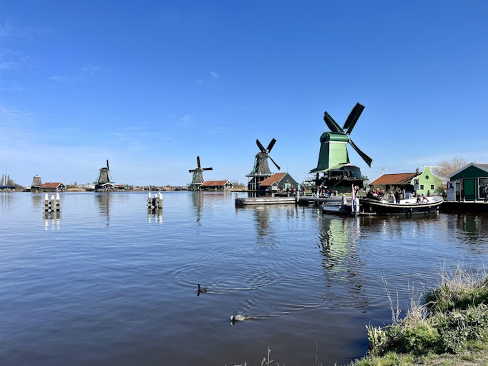 Windmills in Zaanse Schans (Photo: Jorge Oliver)